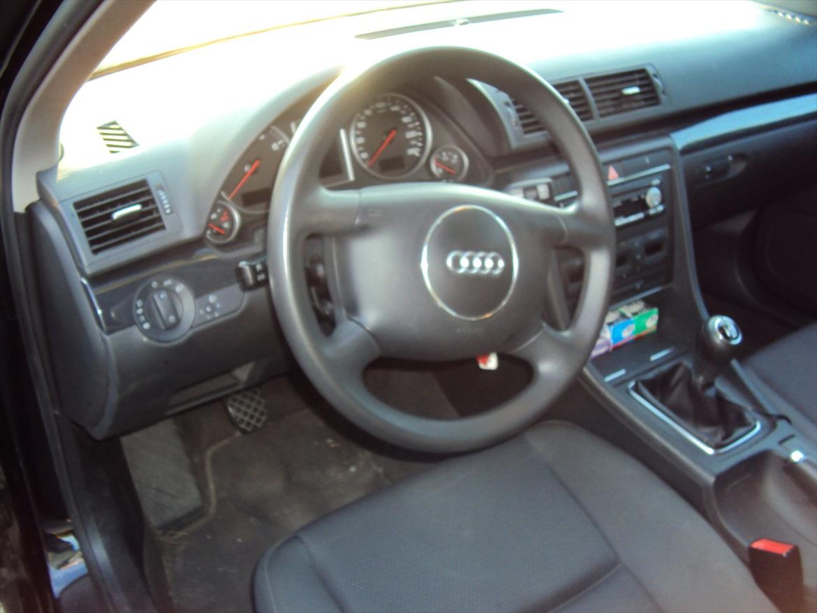 Audi A4 1.6 Avant 102 billede 9