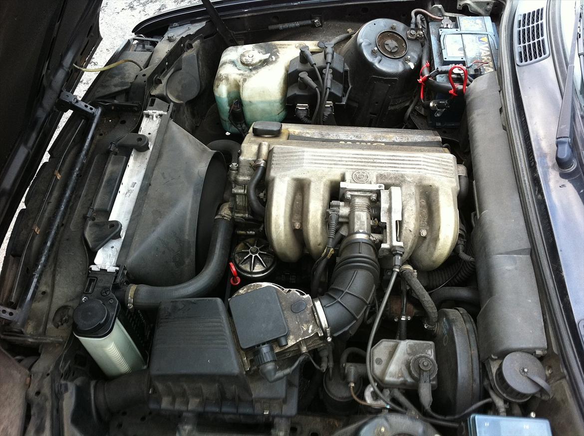 BMW e30 318is [solgt] billede 7