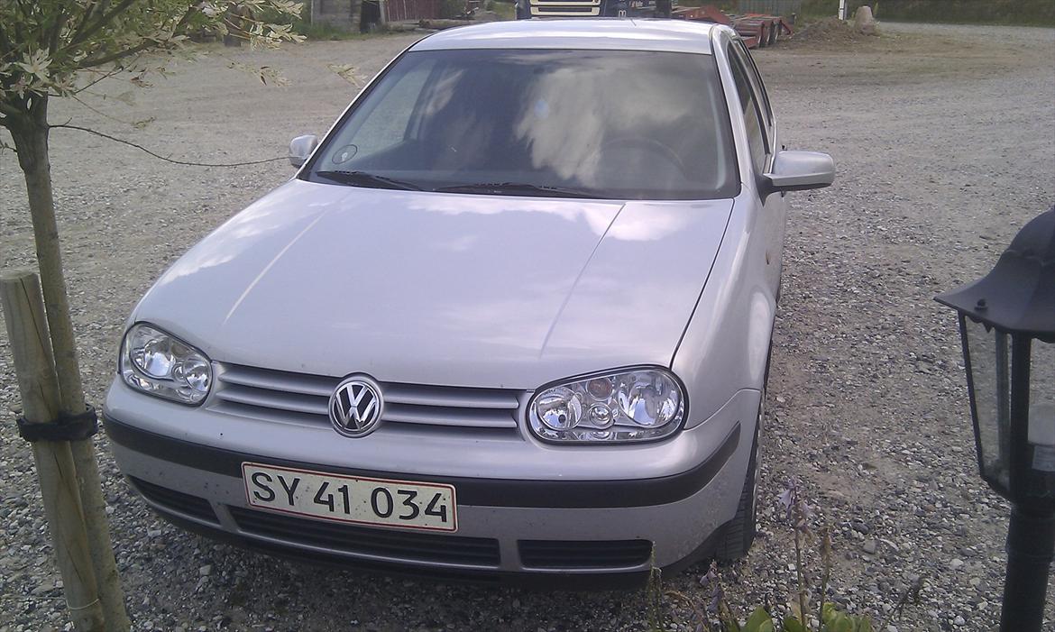 VW Golf 4 billede 1