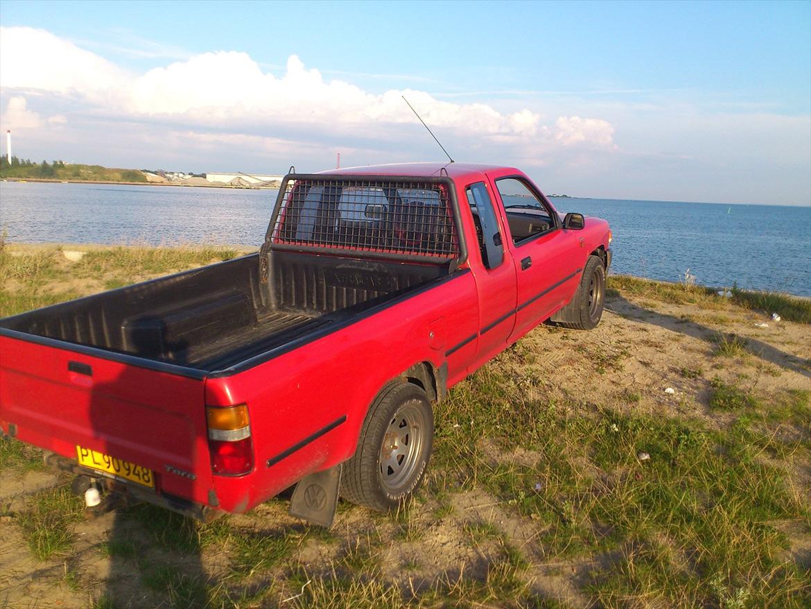 VW Taro 2.4D RWD [Tidl. bil] billede 2