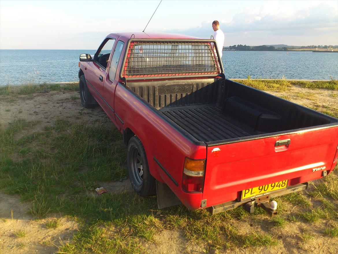 VW Taro 2.4D RWD [Tidl. bil] billede 3