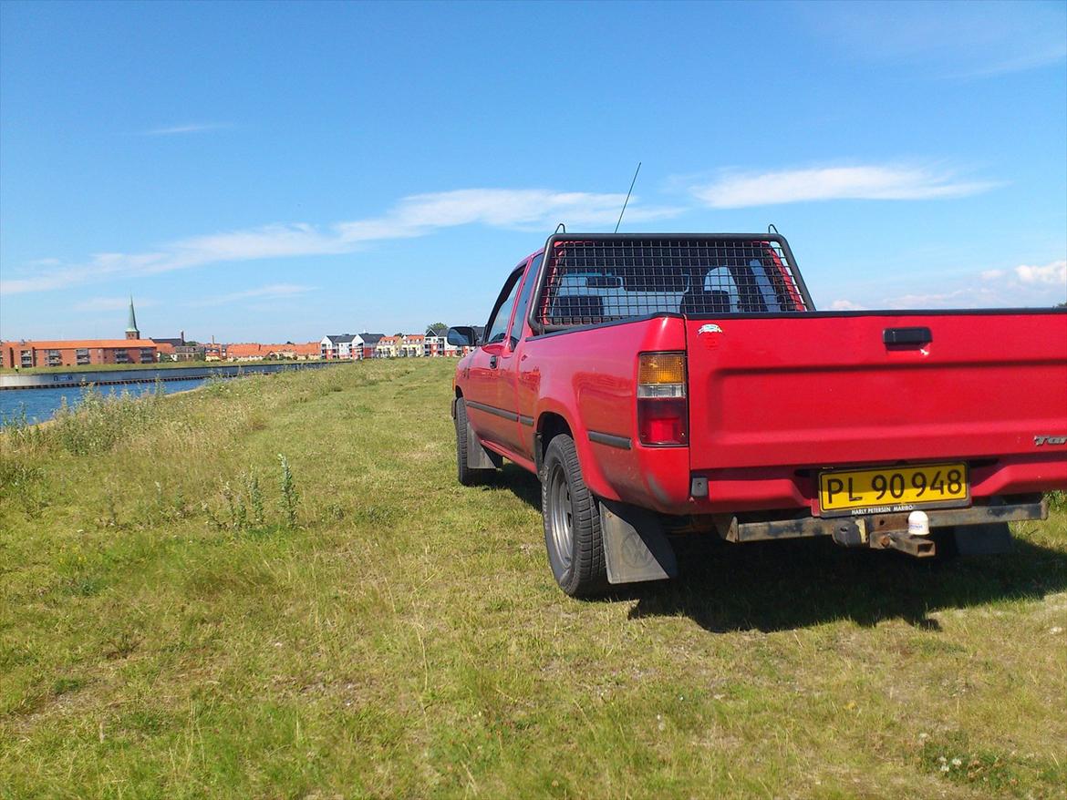 VW Taro 2.4D RWD [Tidl. bil] billede 7