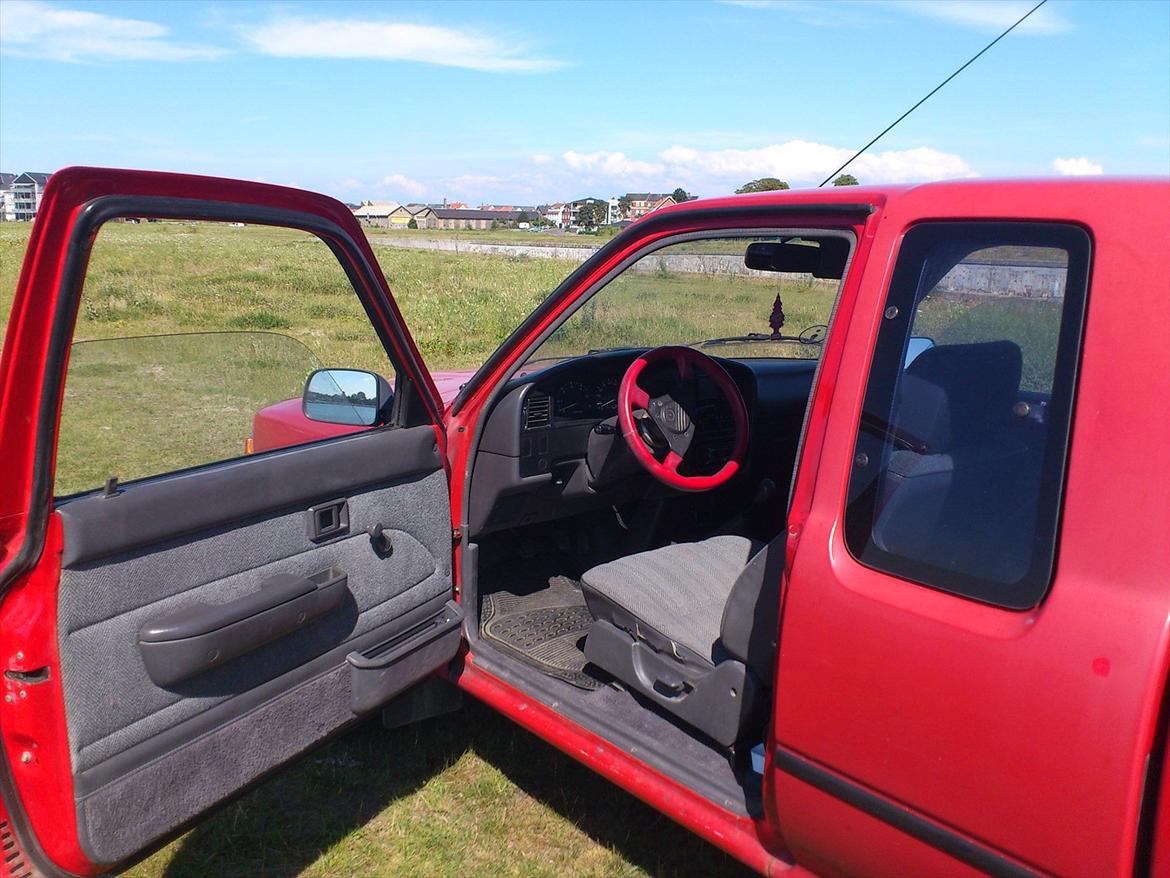 VW Taro 2.4D RWD [Tidl. bil] billede 10