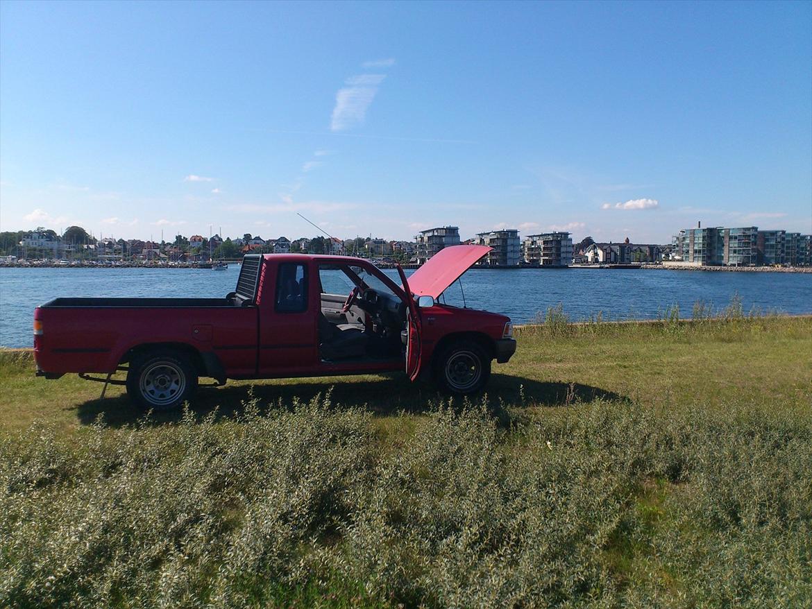 VW Taro 2.4D RWD [Tidl. bil] billede 15