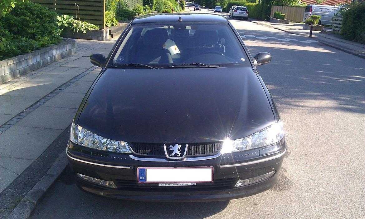 Peugeot 406 1.8 Sedan - Front  billede 12