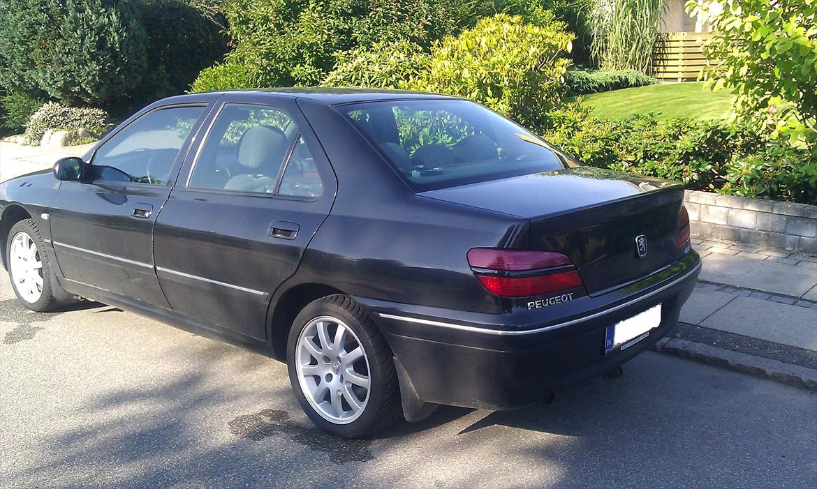 Peugeot 406 1.8 Sedan - Venstre side - bagfra billede 16