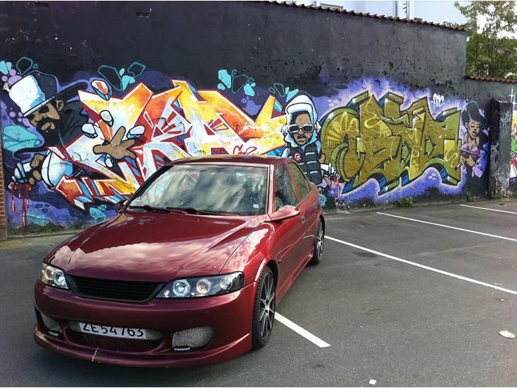 {{currentPhoto.altText}} billede {{currentPhoto.number}}