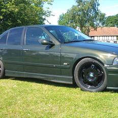 BMW e 36 sedan