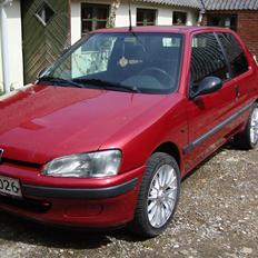 Peugeot 106
