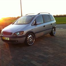 Opel Zafira A 2.0 DTI