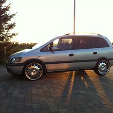 Opel Zafira A 2.0 DTI