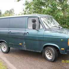Ford transit 100 van