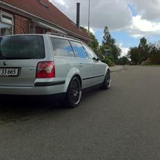 VW Passat 3BG