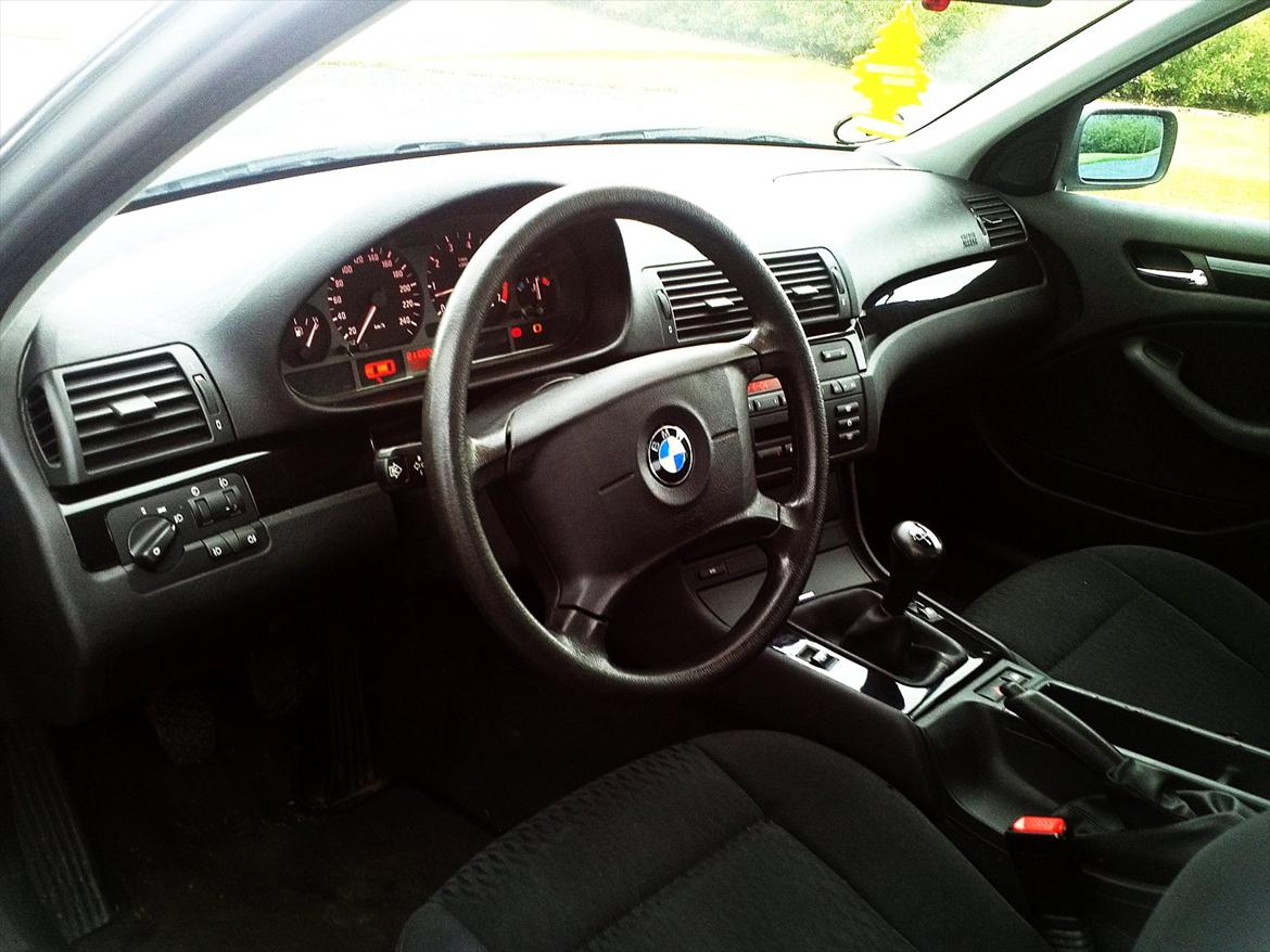 BMW 320i E46 2,0 24V billede 15