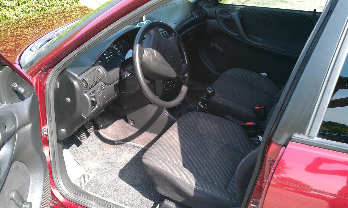 Opel Astra F sedan 16v SOLGT billede 18