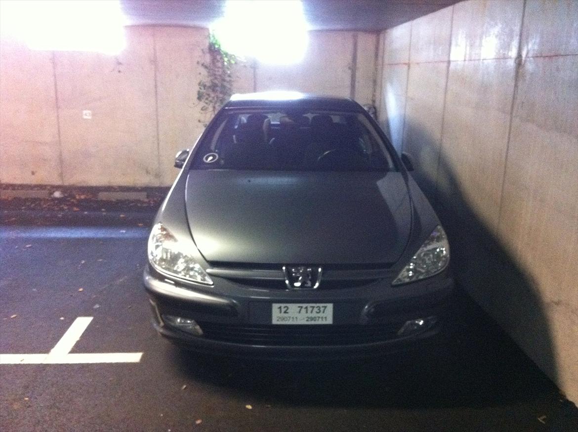 Peugeot 607 3.0 V6  - Hjemme i garagen og venter på syn og plader... billede 8
