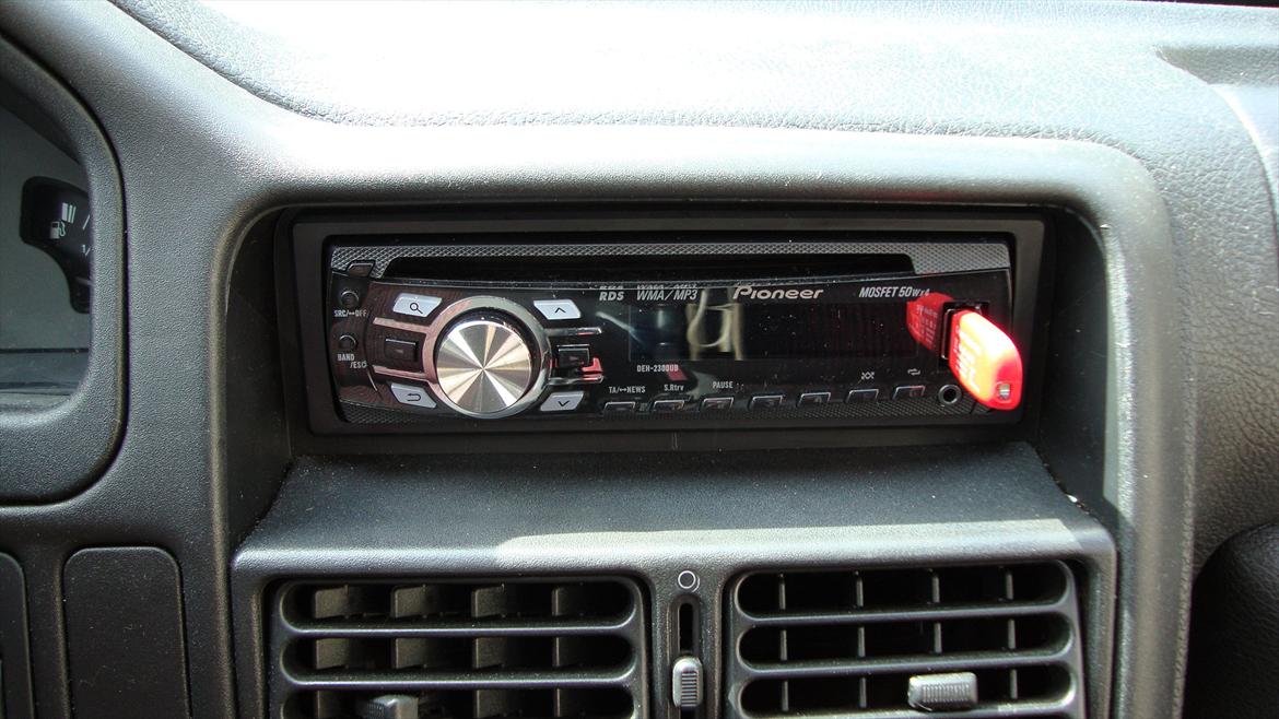 Peugeot 106 billede 19