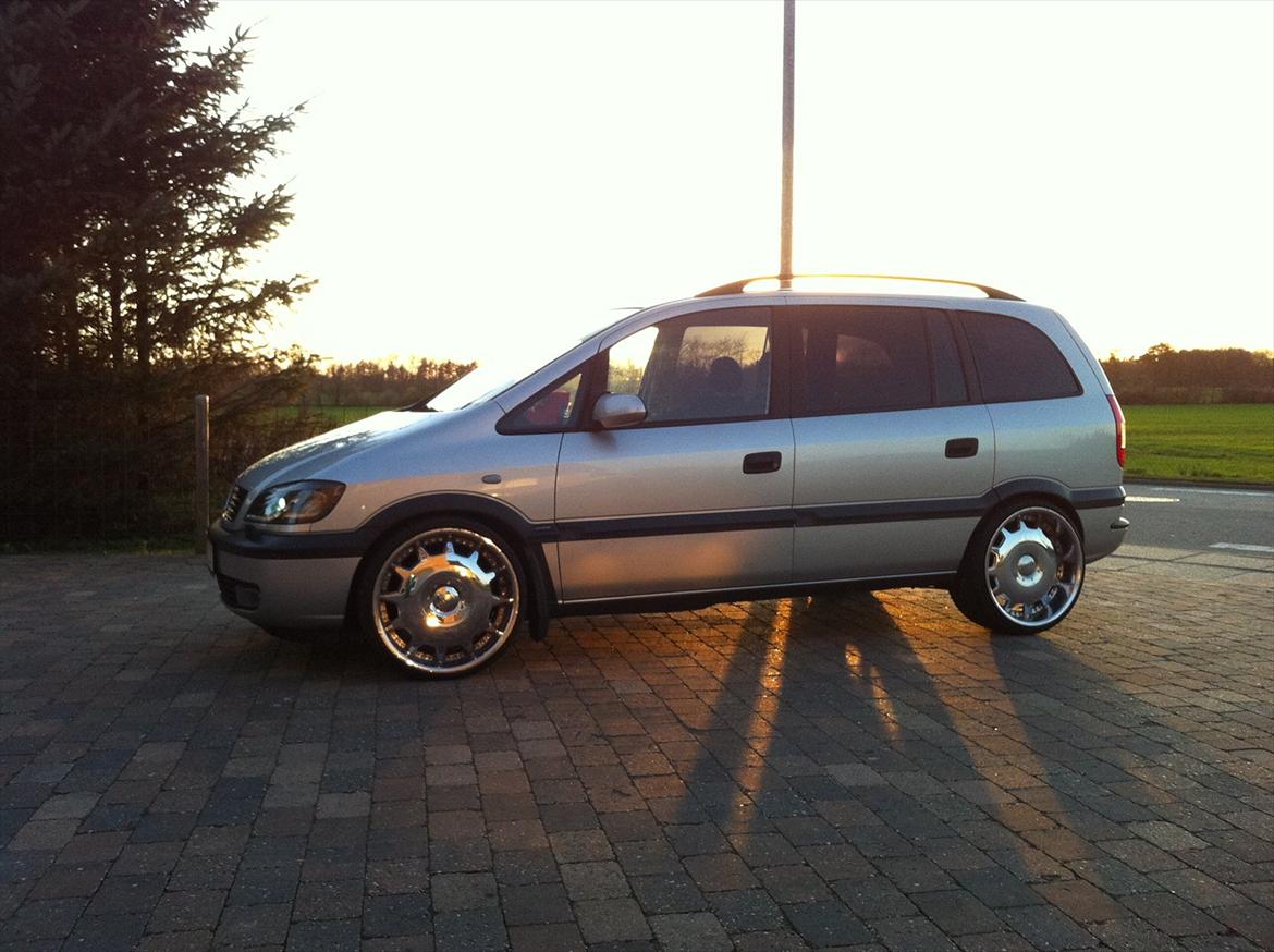 Opel Zafira A 2.0 DTI billede 2