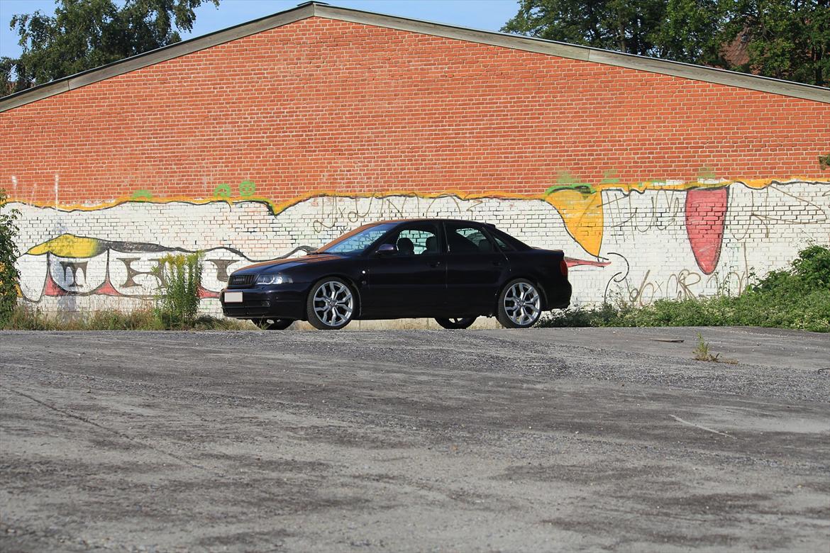 Audi A4 1,8 Turbo Quattro billede 18