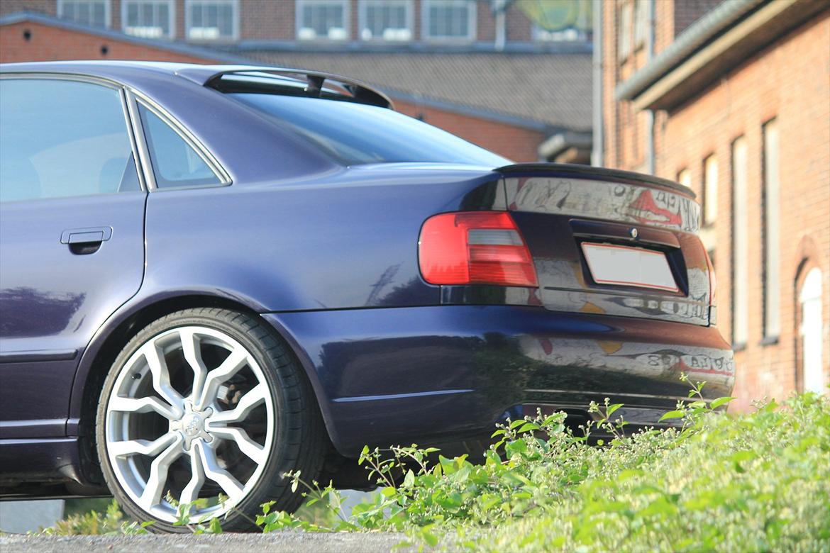 Audi A4 1,8 Turbo Quattro billede 2