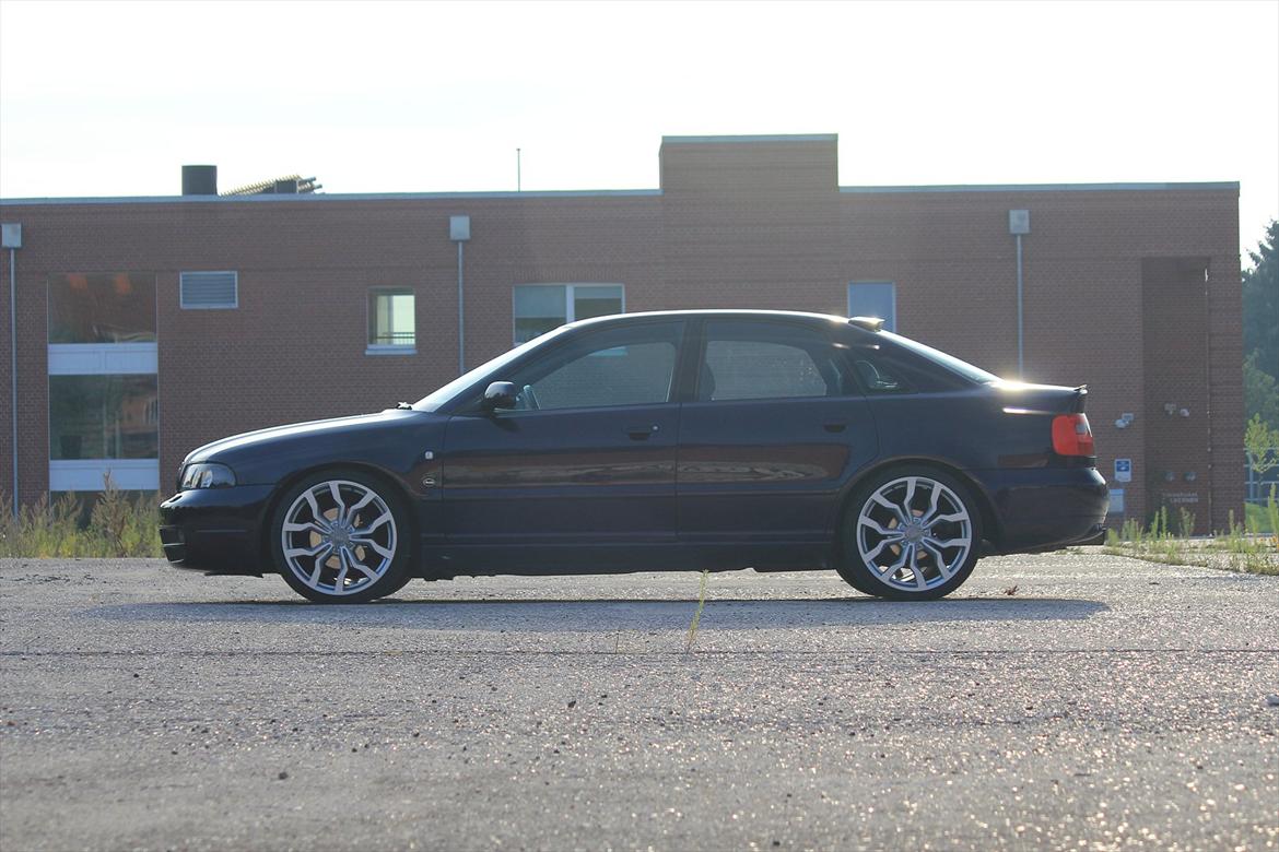 Audi A4 1,8 Turbo Quattro billede 10