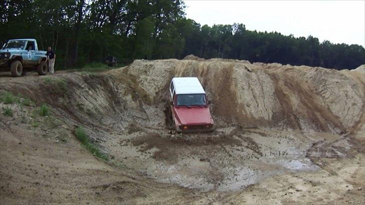 Toyota Landcruiser BJ73 - Mudder men ikke særlig dybt billede 3