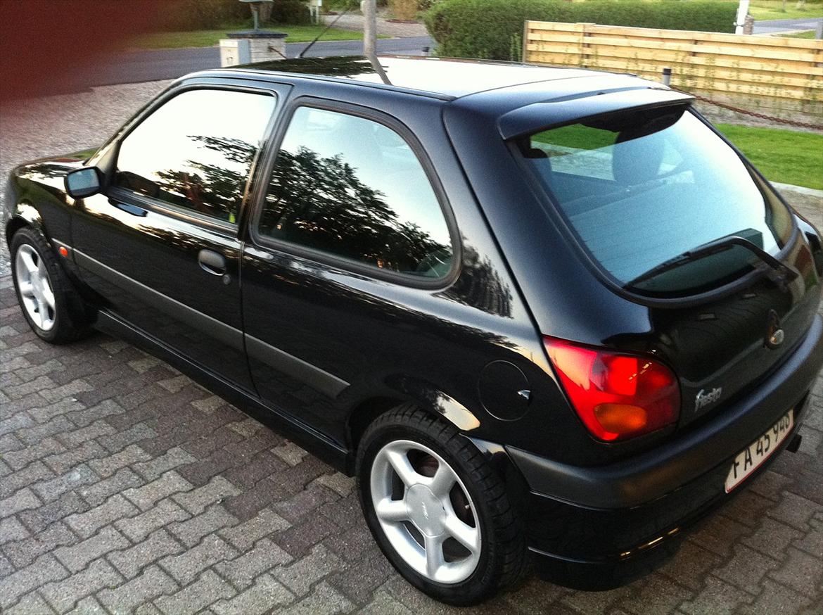 Ford Fiesta 1.6 16v Sport billede 2