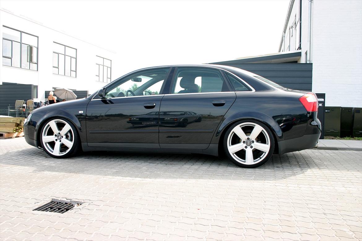 Audi A4 1.8 Turbo Limo - Det nyeste billede billede 2