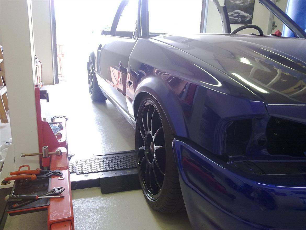 Ford escort xr3i cabriolet - gevind undervognen skruet helt ned :) billede 3