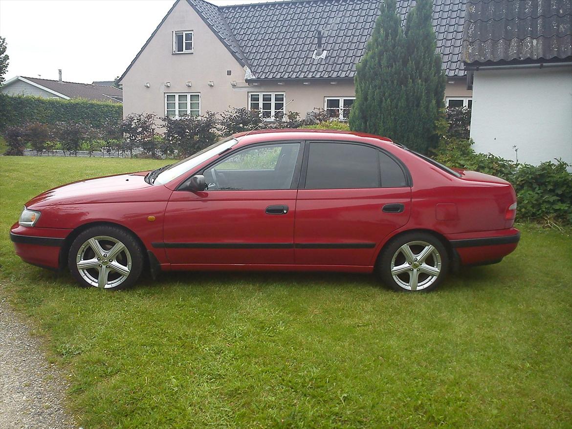 Toyota carina E billede 4