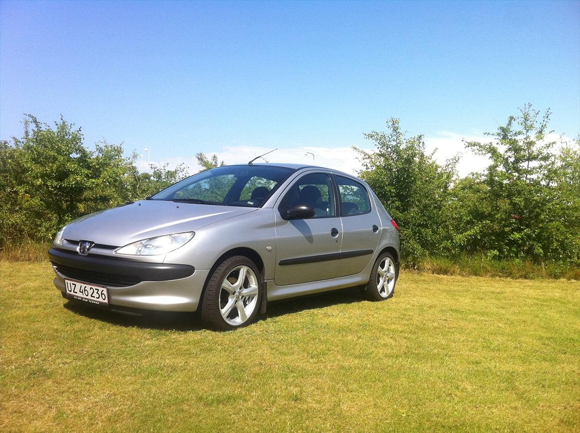 Peugeot 206 1,4 XR 5d  SOLGT billede 9