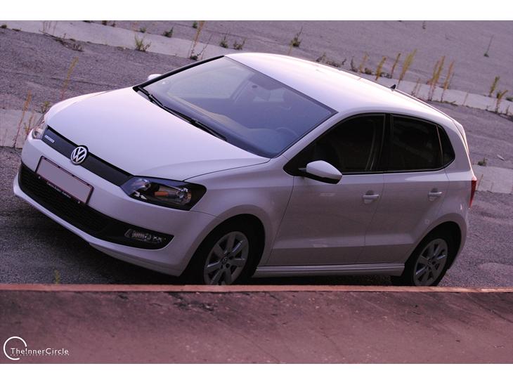 {{currentPhoto.altText}} billede {{currentPhoto.number}}