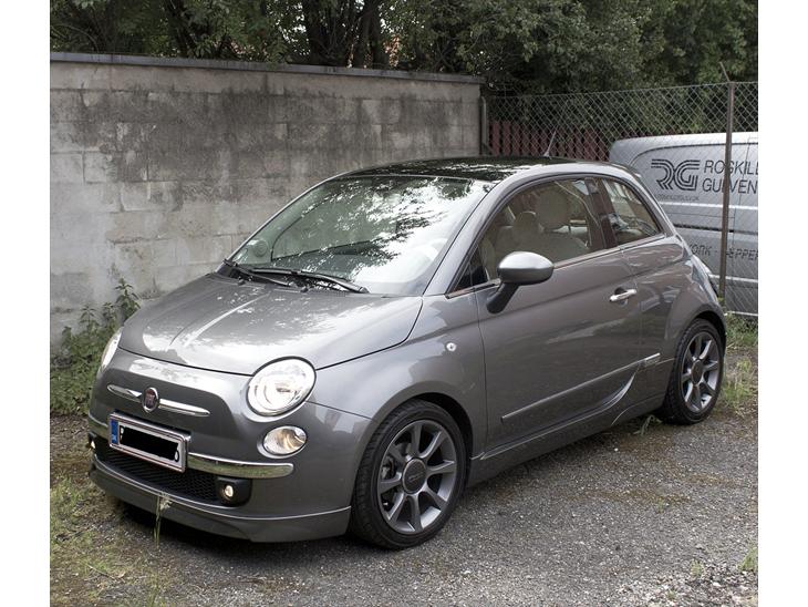 {{currentPhoto.altText}} billede {{currentPhoto.number}}