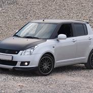 Suzuki SWIFT *SOLGT*