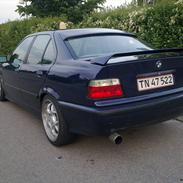 BMW e36 320i