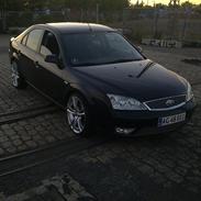 Ford Mondeo SE
