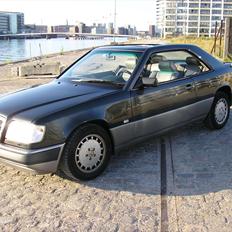 Mercedes Benz W124 300 CE