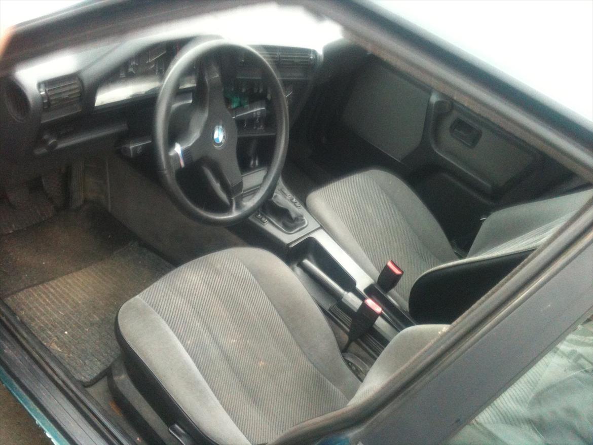BMW e30 318I "TIDL BIL" billede 7