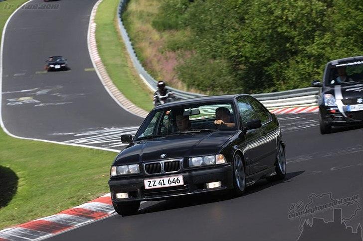 BMW 323TI Compact M billede 1