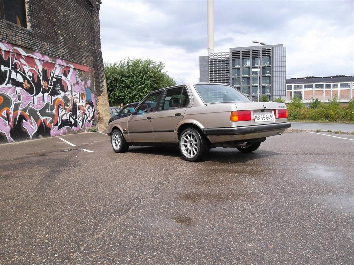 BMW E30 - 2,7 Eta (The killer) billede 3