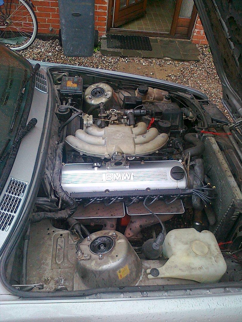 BMW 325i e30 billede 8
