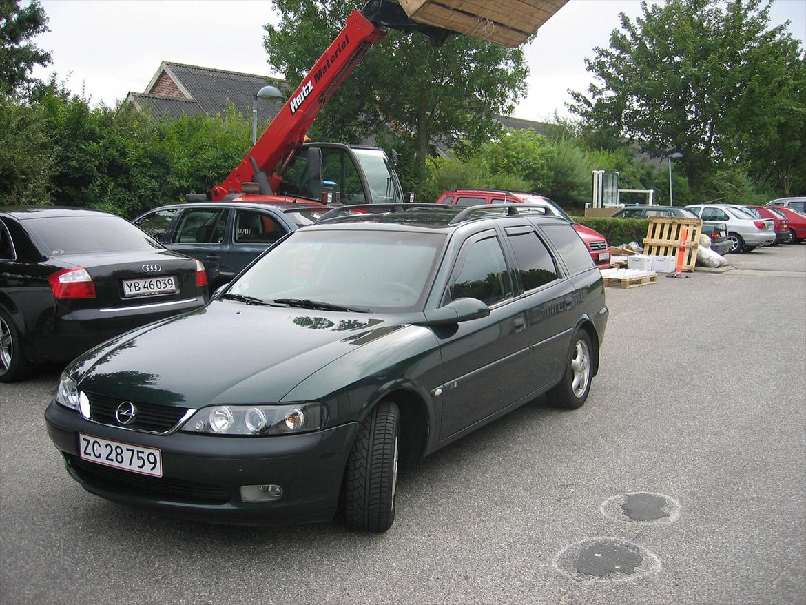 Opel Vectra B 1,8 16V Comfort billede 1