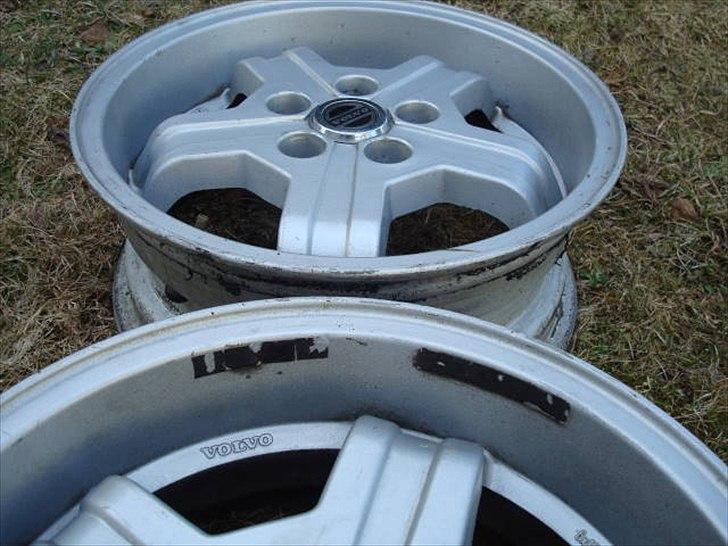 Volvo 240 GL skrottet billede 8