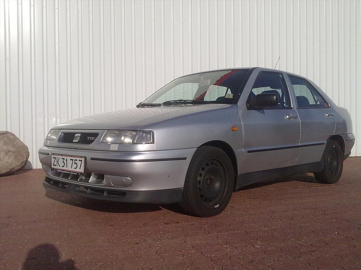Seat  Toledo 1.9 TDI SE (SOLGT) billede 2