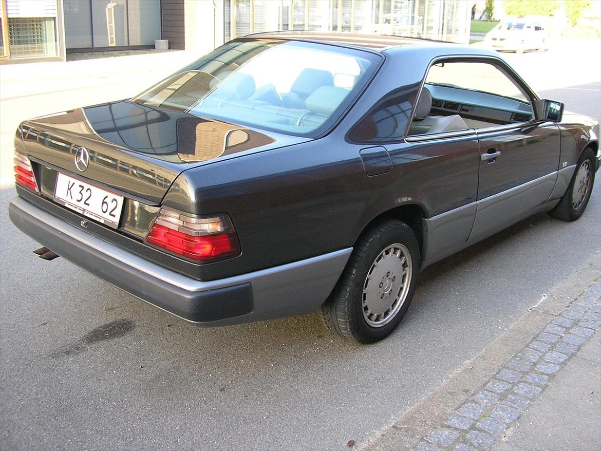 Mercedes Benz W124 300 CE billede 4