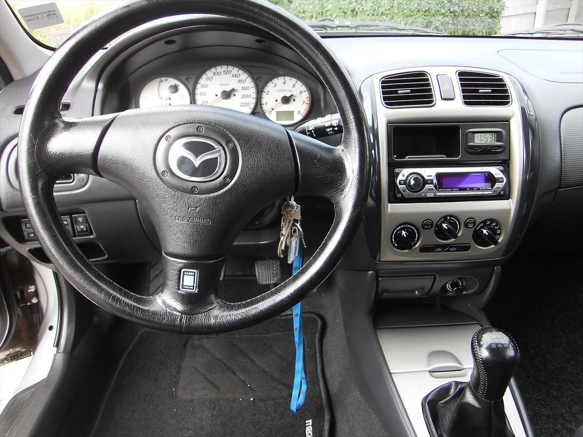 Mazda 323F Sportive billede 5