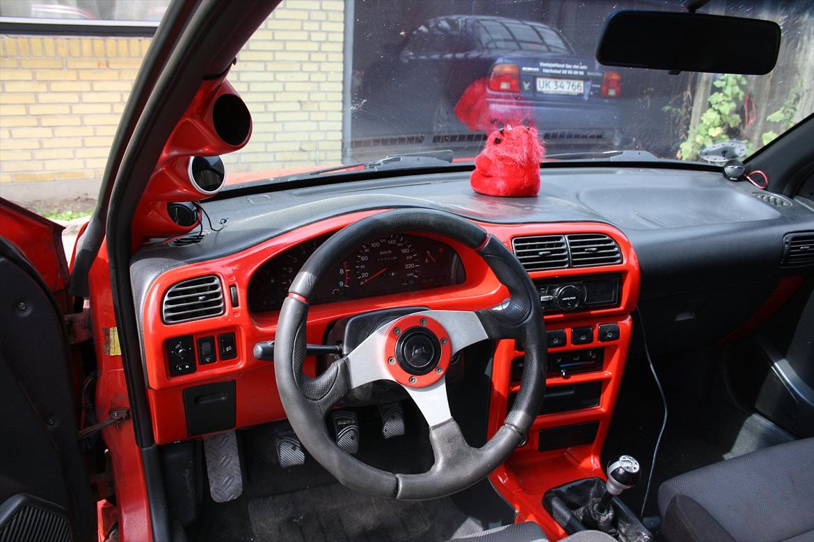 Nissan Sunny SOLGT. billede 4