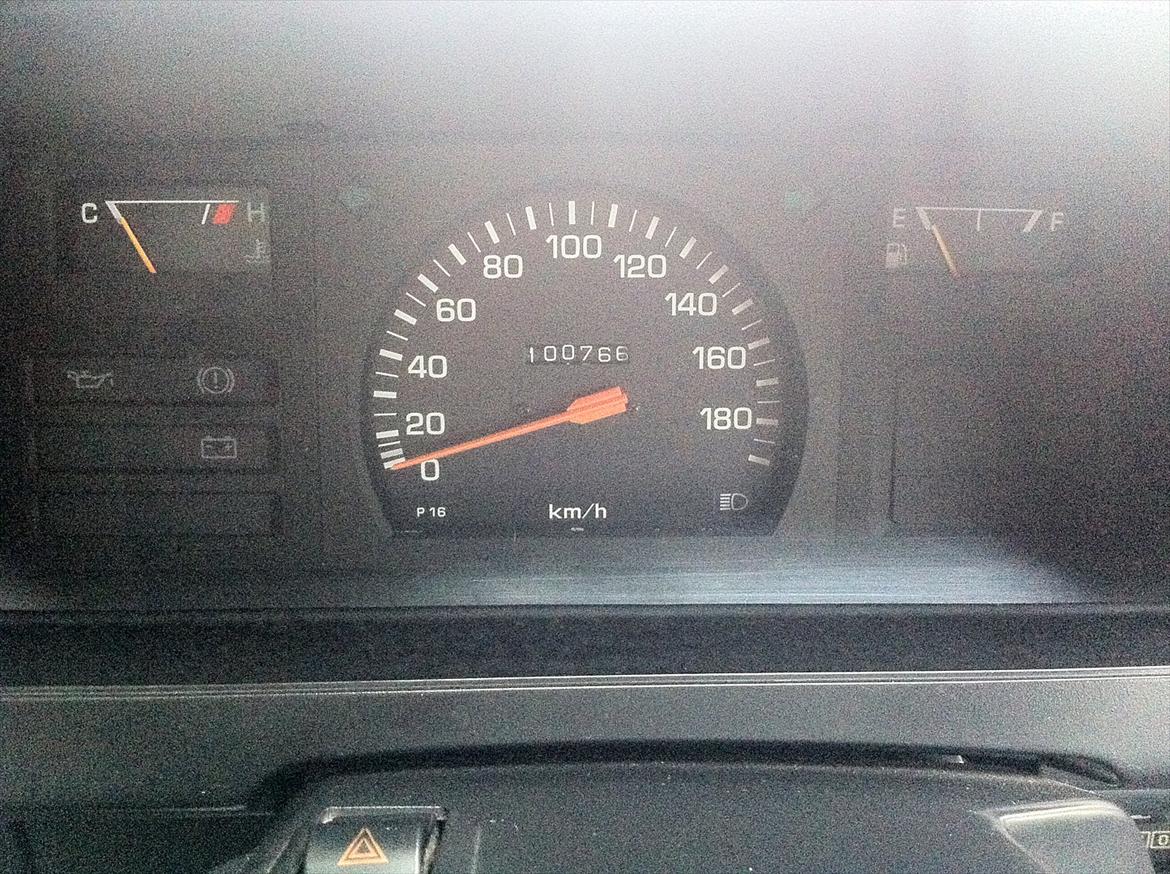 Toyota Starlet - SOLGT - Det er ikke langt den har trillet :) billede 2