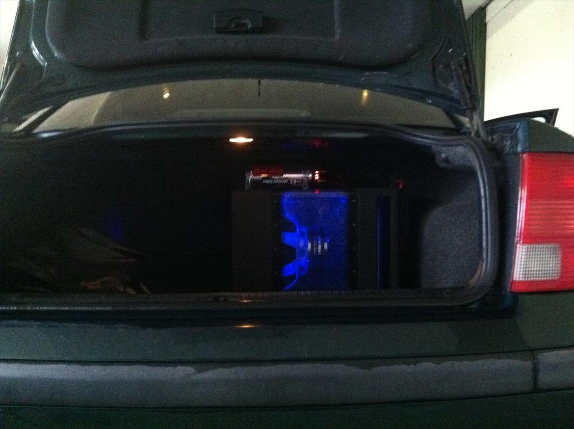 VW Passat 1.6 limousine billede 5