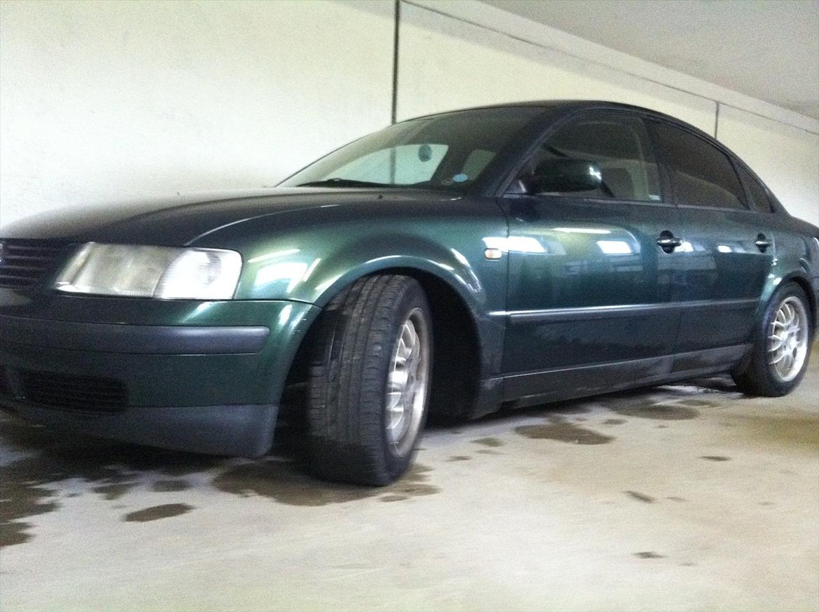 VW Passat 1.6 limousine billede 16